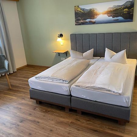 Hotel Garni Kern Halfing ภายนอก รูปภาพ